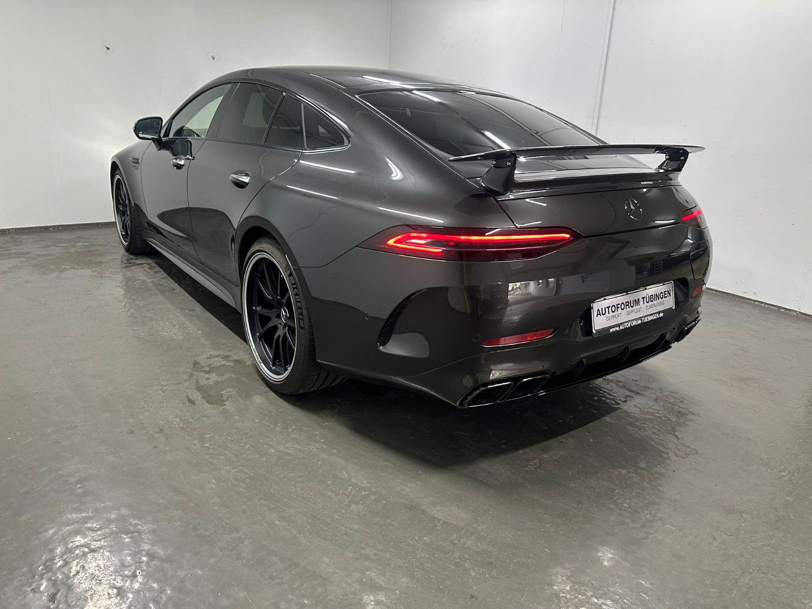 Fahrzeugabbildung Mercedes-Benz GT 63  S E Performance *SHD*CARBON HECKS*HEADUP*