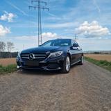 Mercedes-Benz 220d Avantgarde 9-Gang - Mercedes-Benz 220: A