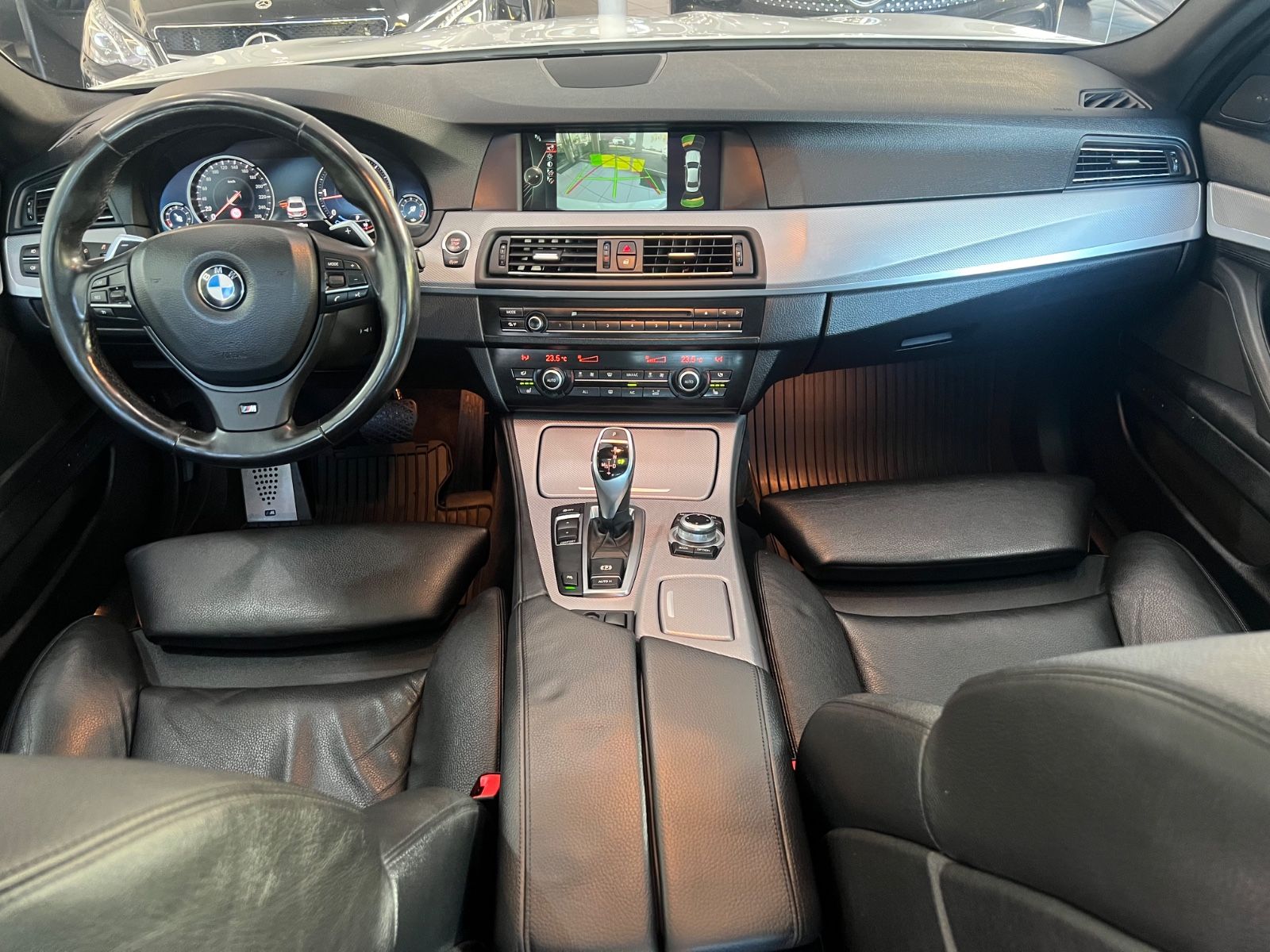 Fahrzeugabbildung BMW 525 d Lim. M Sport Paket *Digitaltacho*Softc*