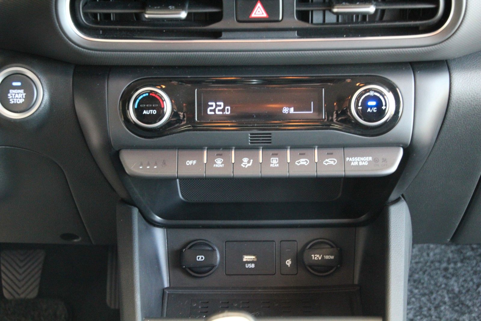 Fahrzeugabbildung Hyundai Kona Pure 2WD