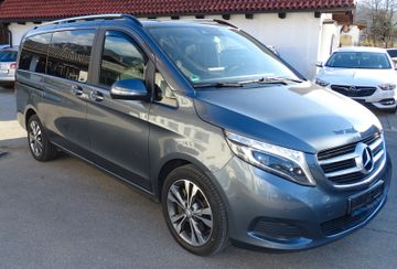 Mercedes V 220 - 5