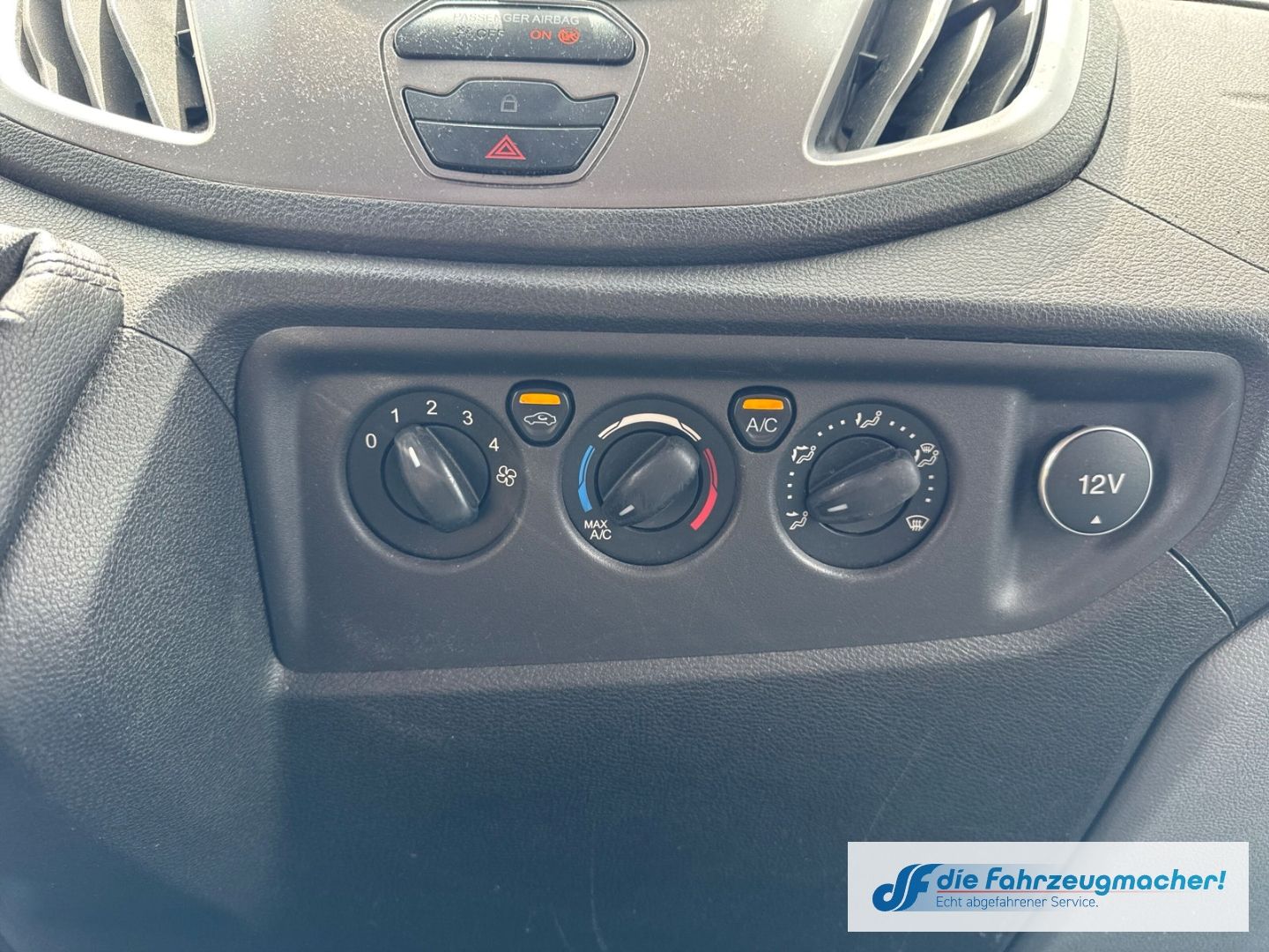 Fahrzeugabbildung Ford Transit Kombi 350 L3 Trend *KLIMA *6056 *EXPORT