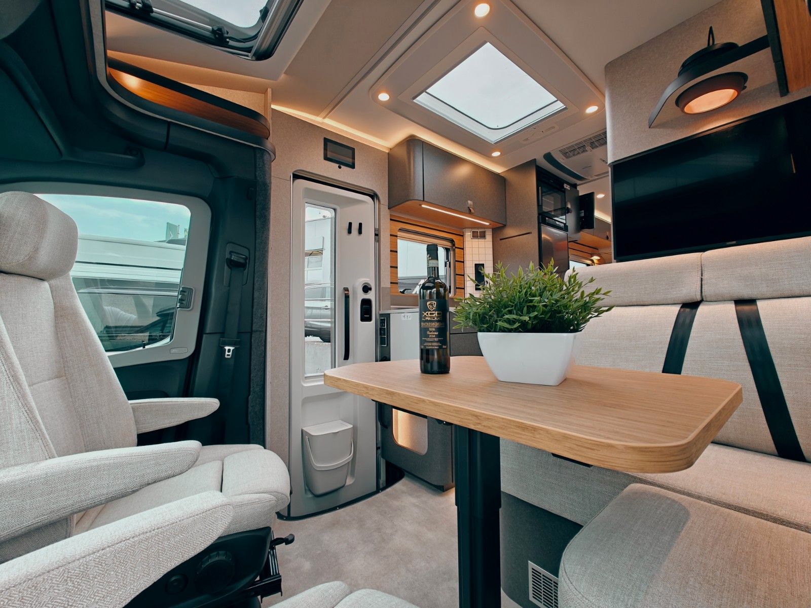 Fahrzeugabbildung HYMER / ERIBA / HYMERCAR ML - T 580 4x4 2026 - SOFORT LIEFERBAR!