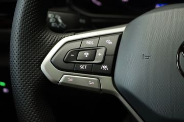 Volkswagen T-Roc 1.5 DSG R-Line Black AHK Pano Matrix Kame.