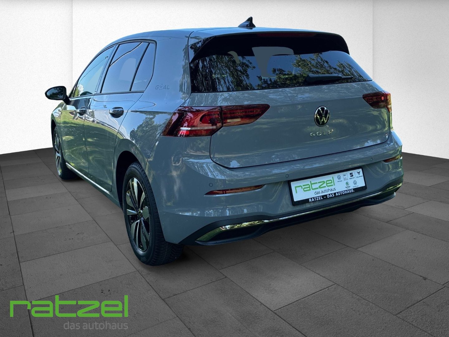 Fahrzeugabbildung Volkswagen Golf GOAL 1.5 TSI  AHK+LED+Allwetter+PDC+Kamera