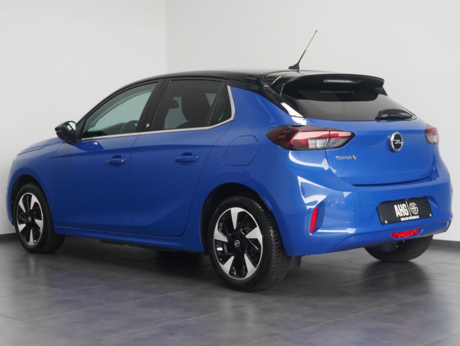 Fahrzeugabbildung Opel Corsa F e Elegance LED/CARPLAY/DAB/11KW