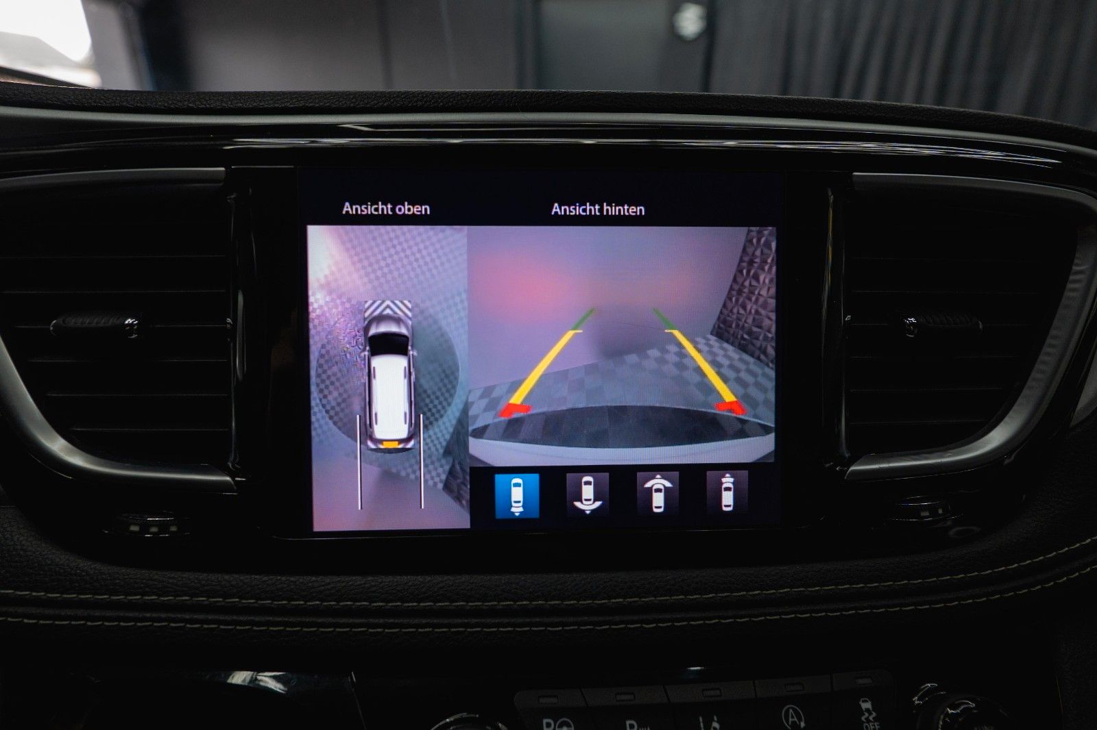 Fahrzeugabbildung Chrysler Pacifica 3.6 V6 LIMITED Night *Pano*CarPlay*ACC