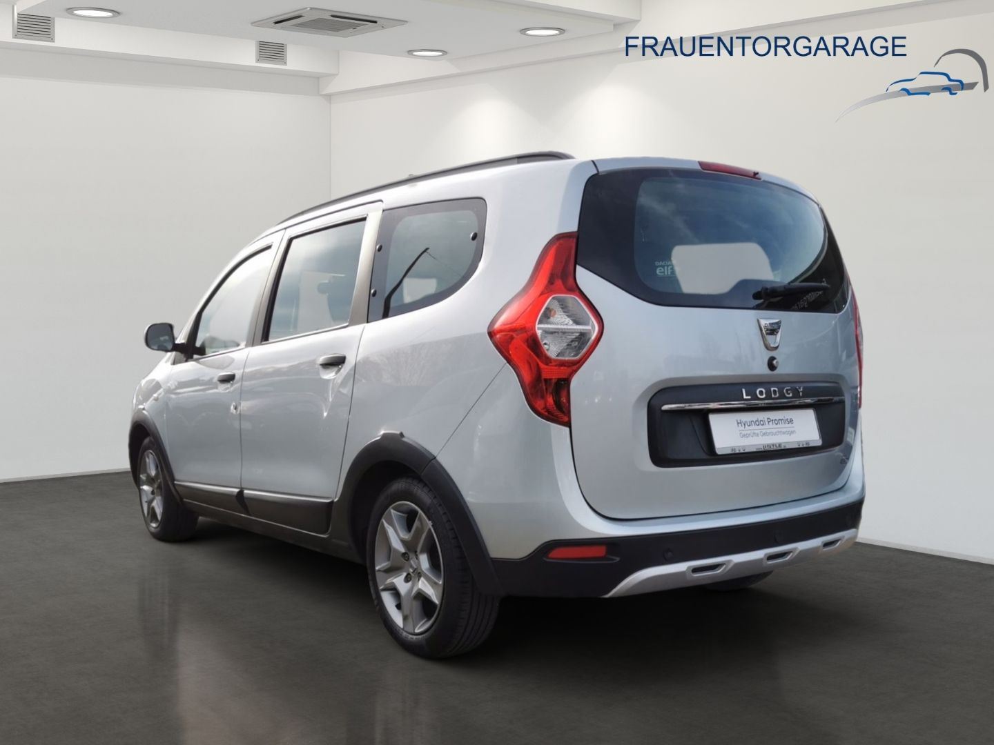 Fahrzeugabbildung Dacia Lodgy Stepway 1.6 SCe100 Navi SHZ Kamera 7-Sitze