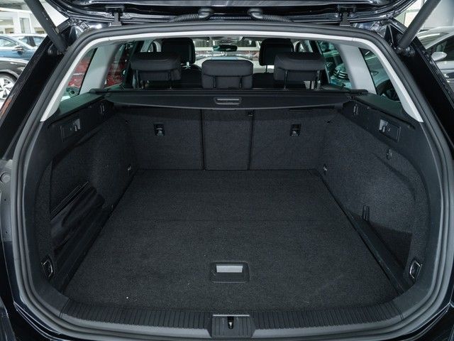 Passat Variant Business TDI el. Heckkl. LED ACC