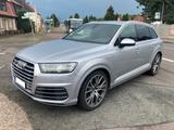 Audi SQ7 4.0 TDI quattro - silberne Audi SQ7