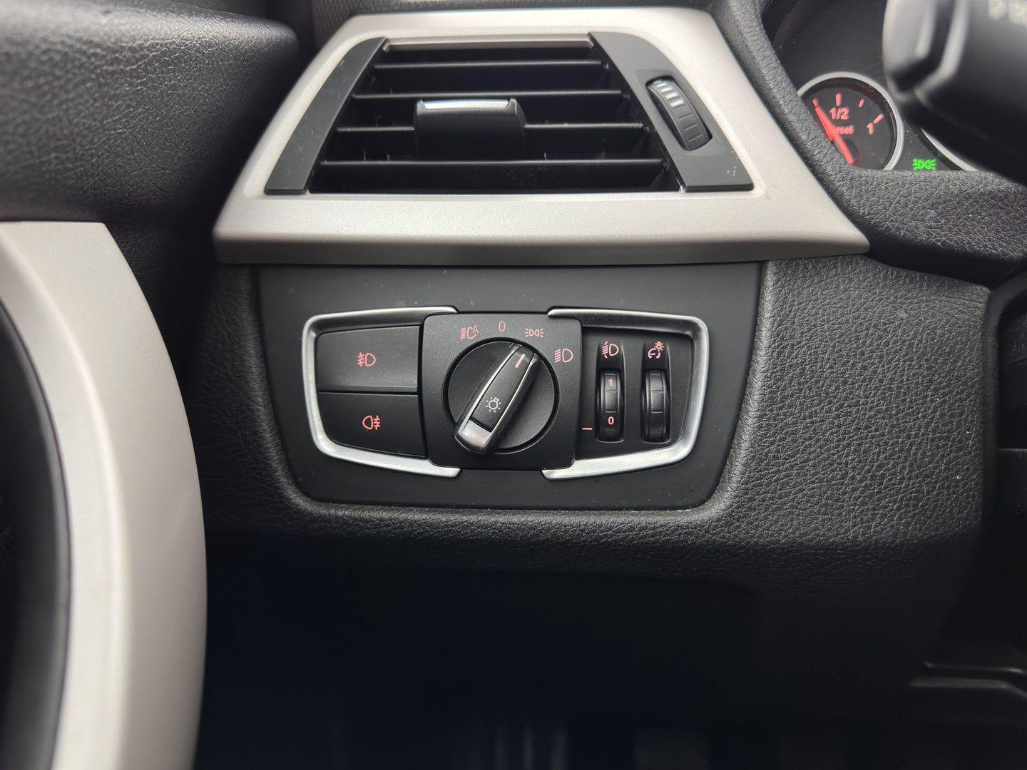 BMW 316 2015 — photo 17