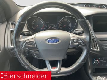 Ford Focus - 12