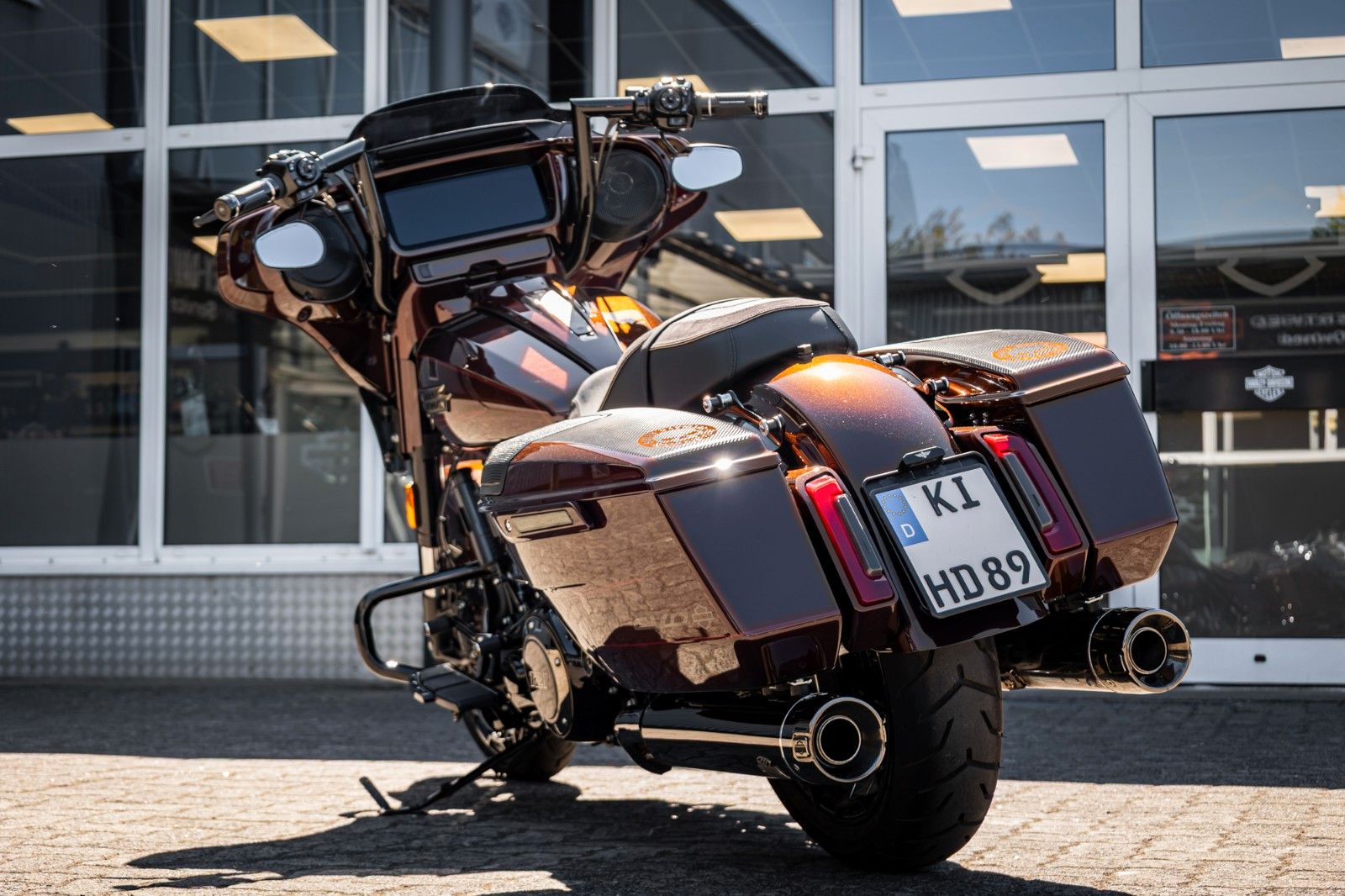 Fahrzeugabbildung Harley-Davidson CVO Street Glide FLHXSE 121 Cui - Jekill & Hyde
