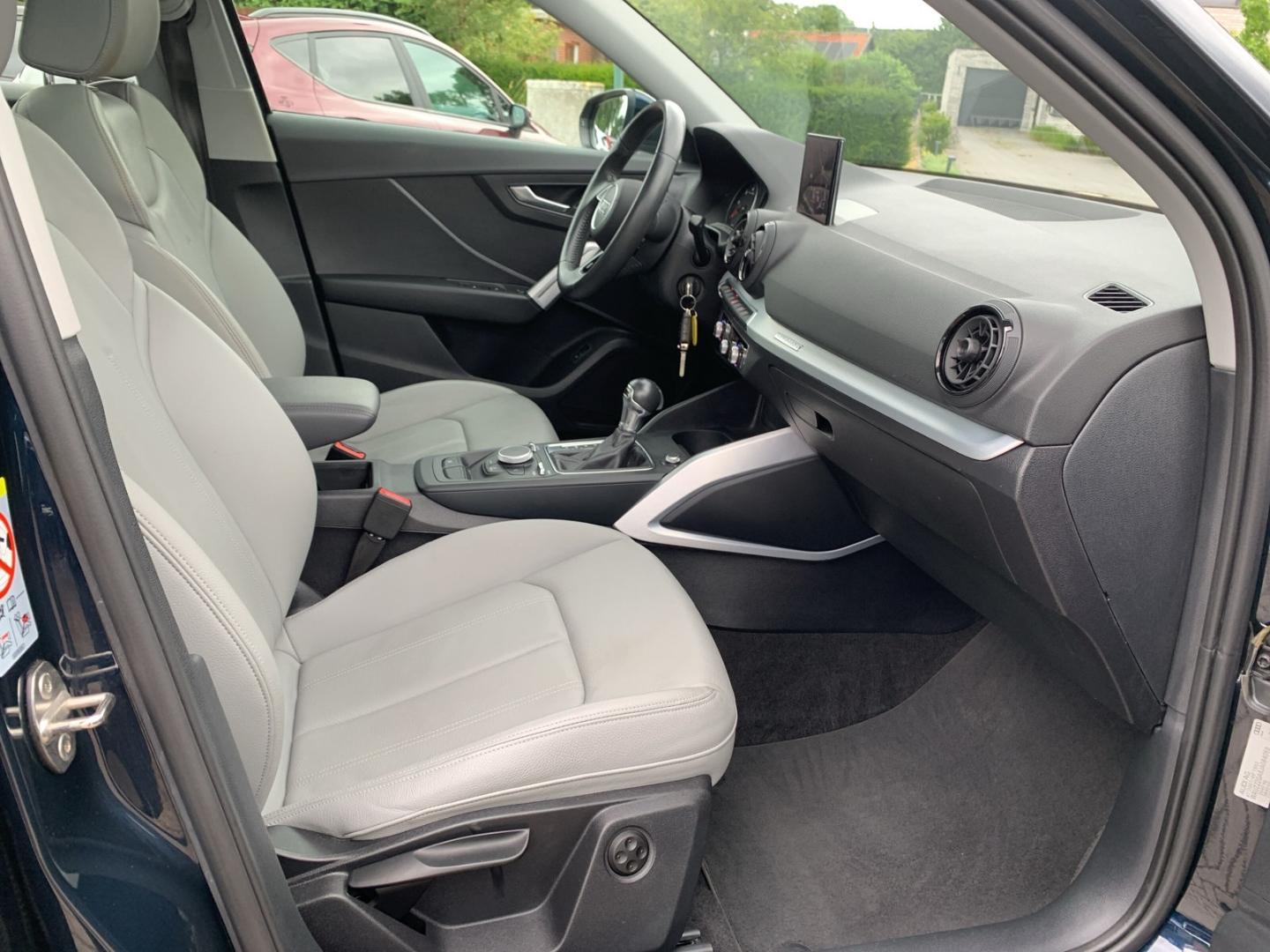 Audi Q2 quattro sport El. Panodach Navi Leder Digital