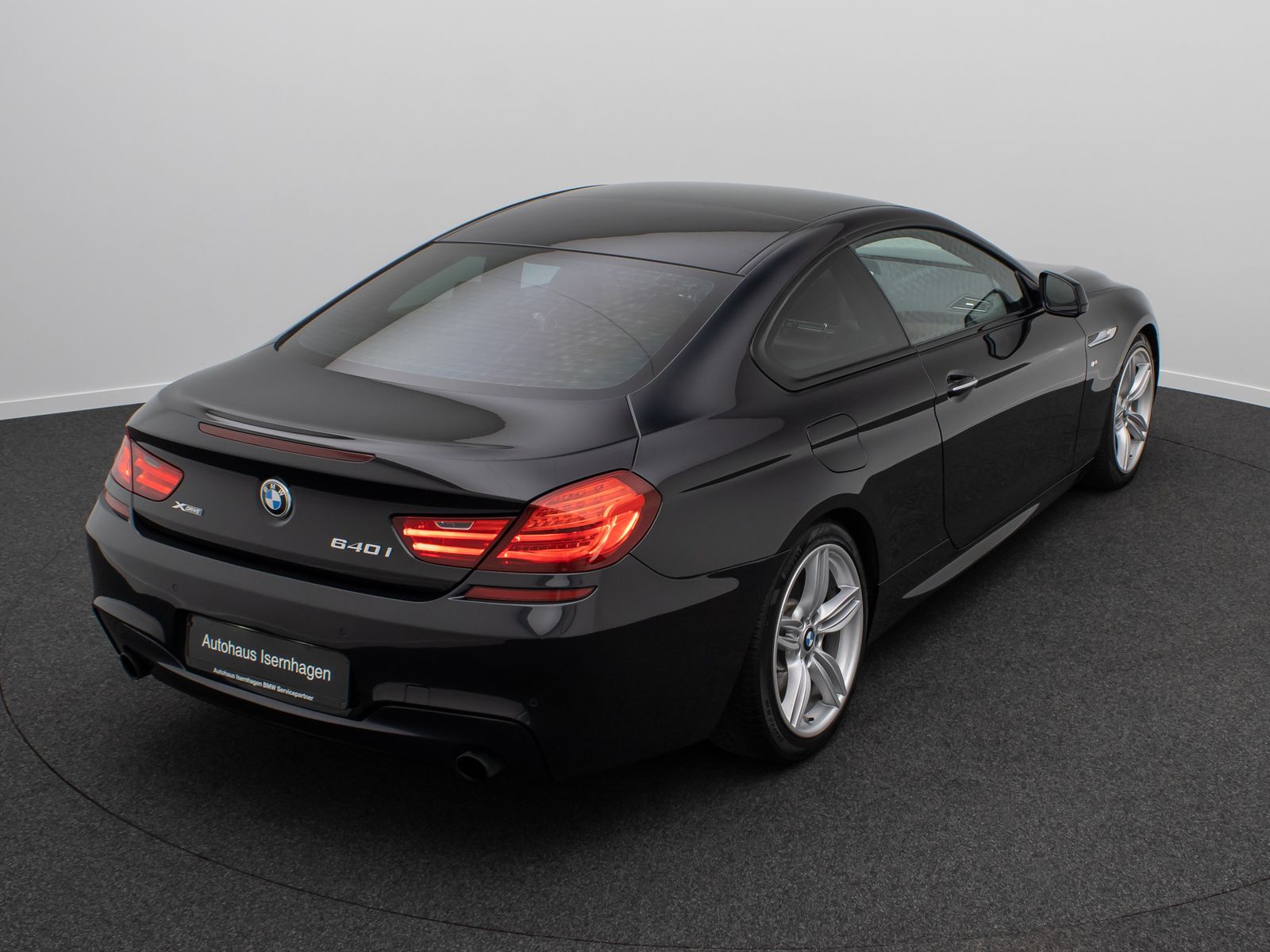 Fahrzeugabbildung BMW 640i xD Coupé M Sport H/K Kamera HUD SoftCl 19"