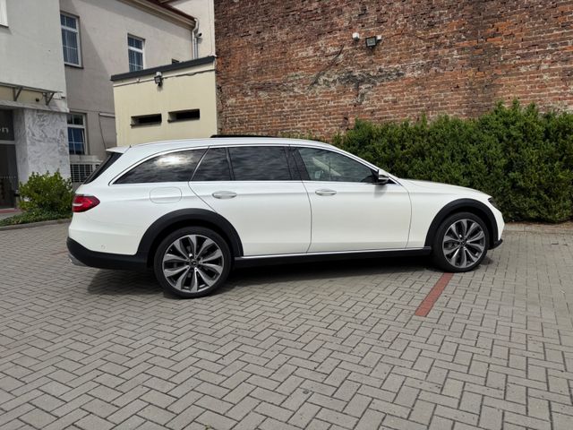 MERCEDES-BENZ E 400 d 4MATIC T All-Terrain, Standhz, uvm.