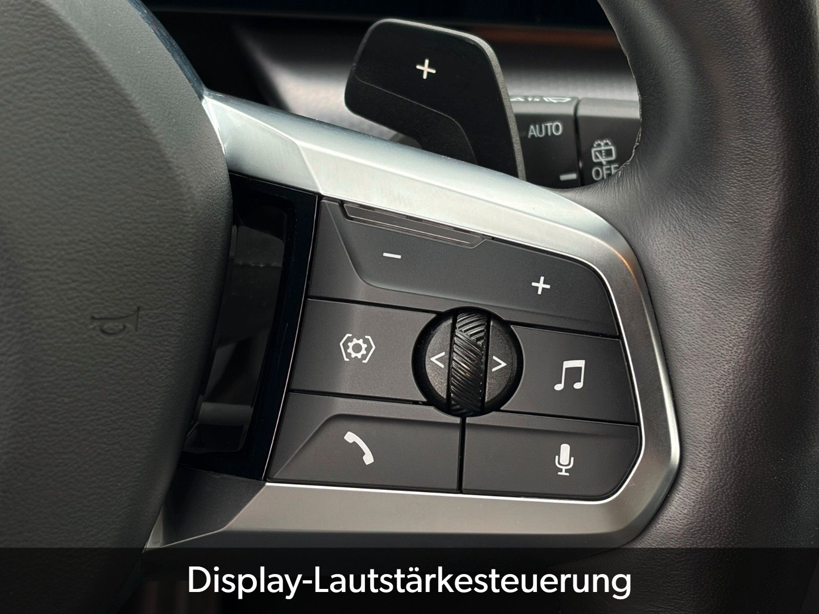 Fahrzeugabbildung BMW 218i Active Tourer M Sport Alcan. Massage CAM