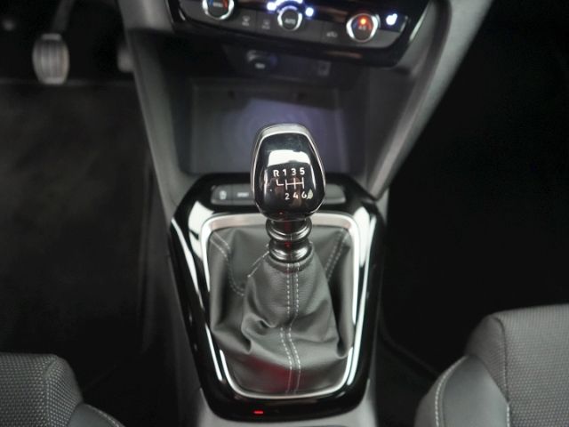 Corsa F FACELIFT GS+LED MATRIX+NAVI+RÜCKFAHRKAME