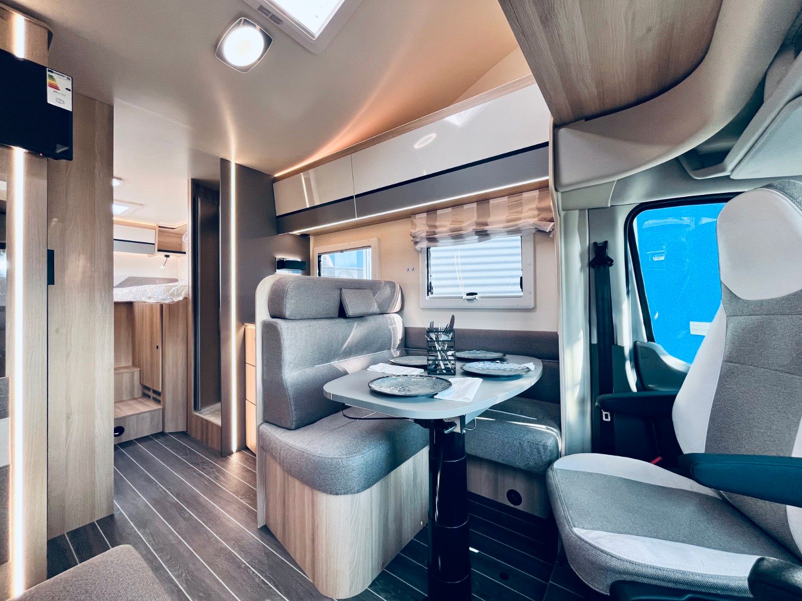 Fahrzeugabbildung NobelART A-7000 Modell 2026 HERBST DEALS