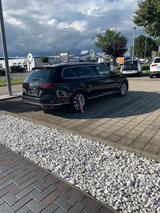 Volkswagen Passat 2.0 TDI Elegance*NAV*CAM*Matrix-LED*PDC - Volkswagen Passat: Von Privat