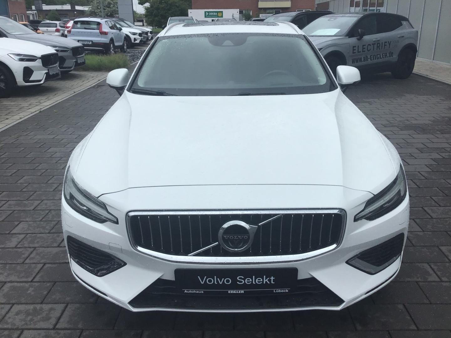 Volvo V60 T6 Inscription AWD PanoDach 360° Cam AHK
