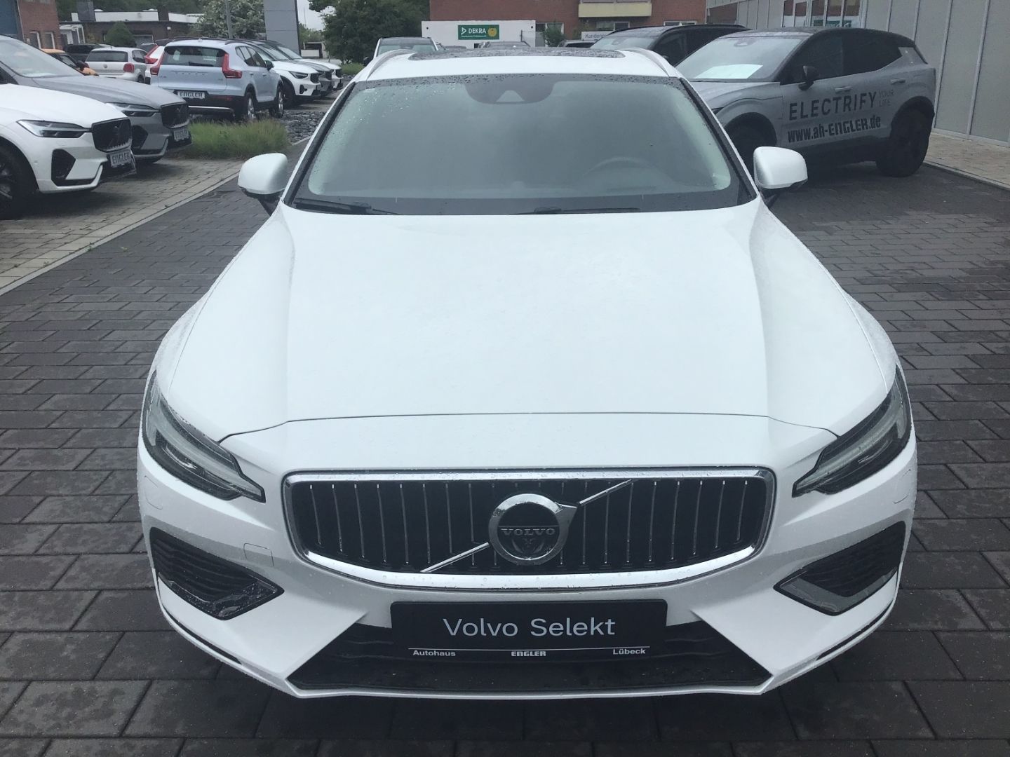 Volvo V60 T6 Inscription AWD PanoDach 360° Cam AHK imagem 3