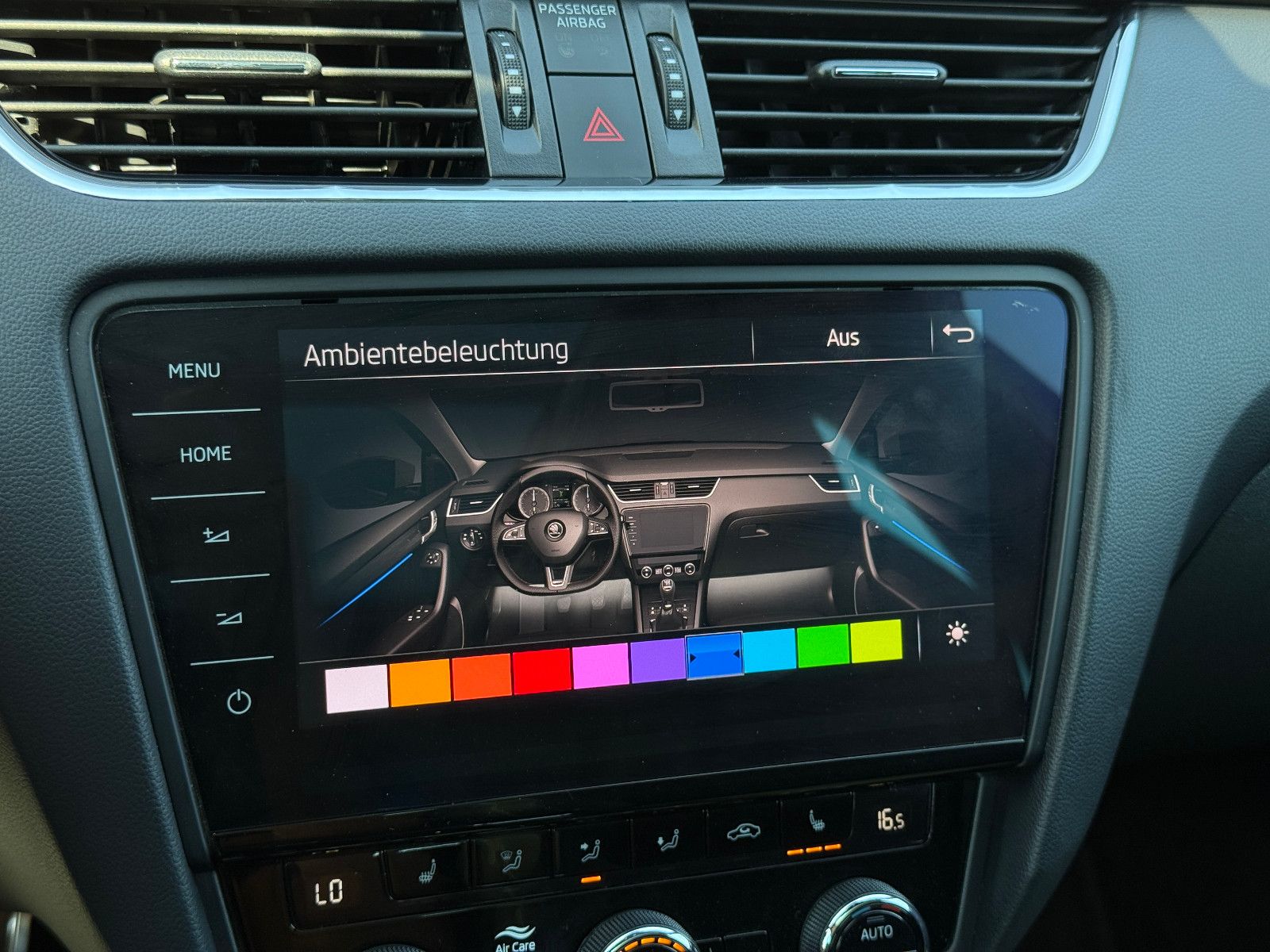Skoda Octavia Combi RS DSG ACC LED Navi Pano Kam SHZ foto 22