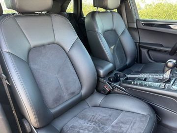 Porsche Macan - 11