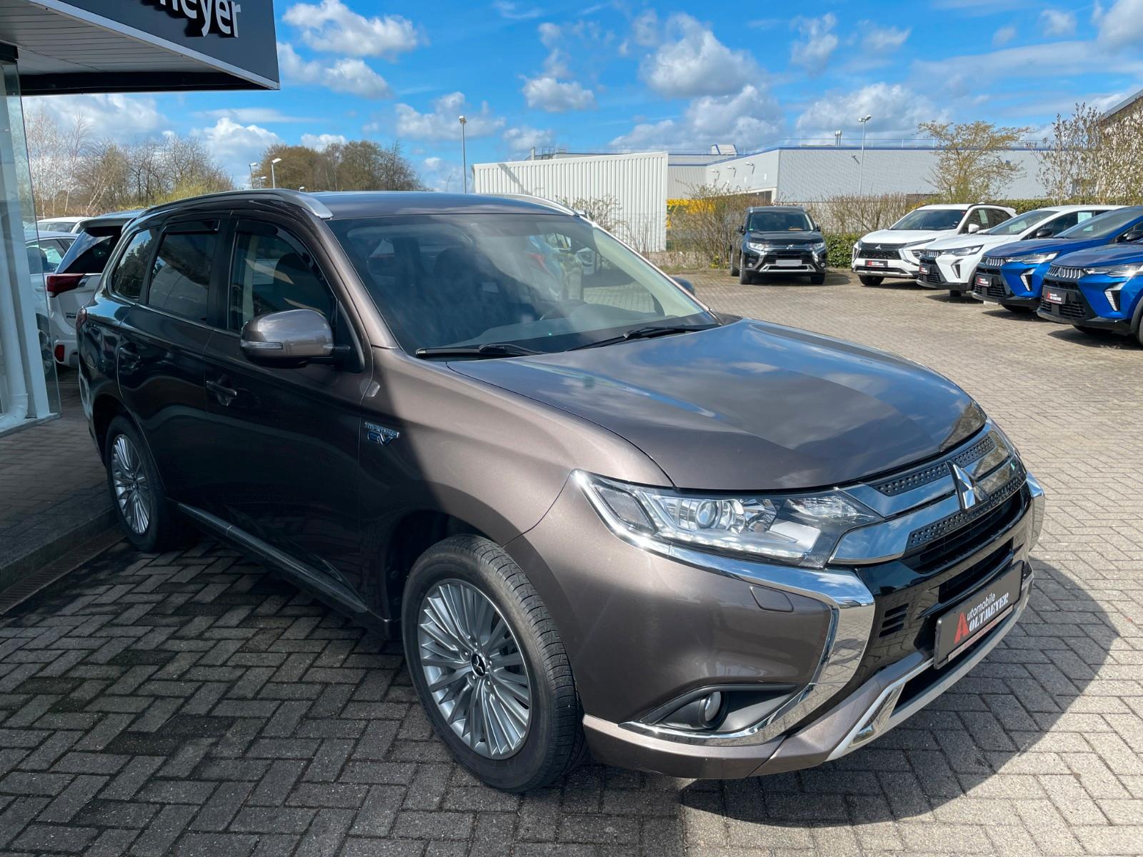 Mitsubishi Outlander Plug-In-Hybrid PHEV SPIRIT 4WD *AHK*