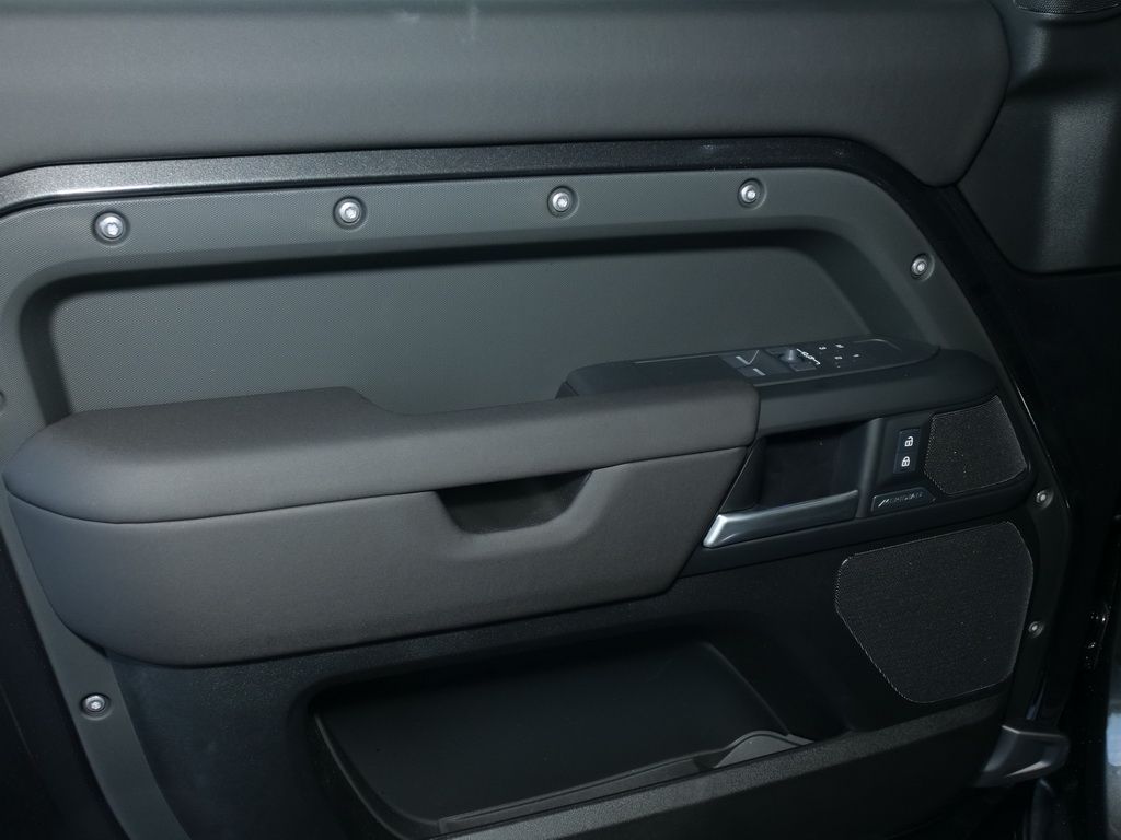 Land Rover Defender - Bild 11
