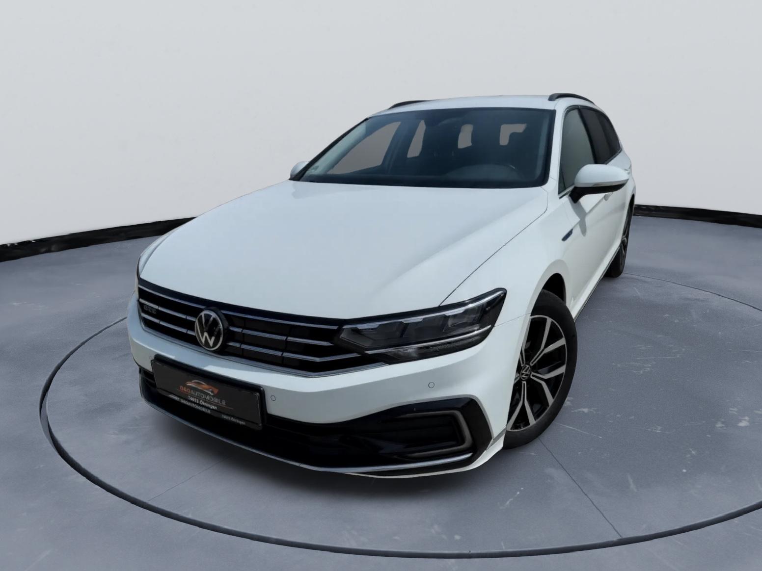 Volkswagen Passat Variant GTE ACC LED Kamera