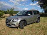 Skoda Yeti 1.4 TSI 110kW DSG 4x4 L&K L&K - Skoda Yeti: Allradantrieb, Dsg