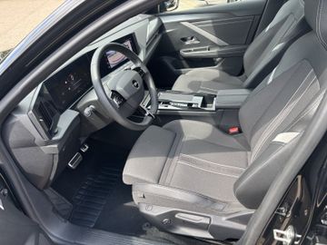 Bild 7 Opel Astra GS AT8/NAVI/SHZ+LHZ/PDC vo+hi+360Cam