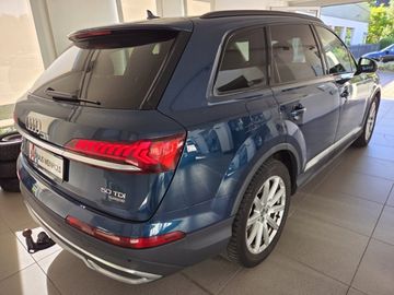 Audi Q7 - 7