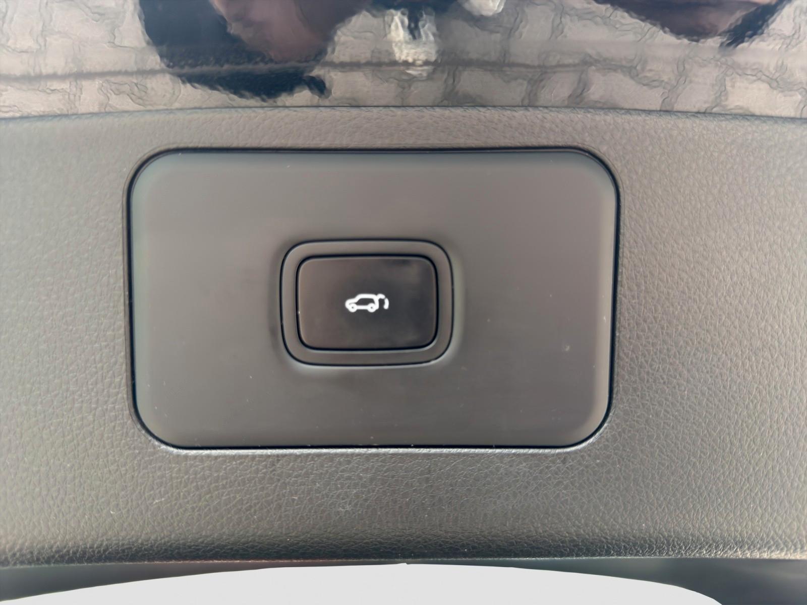 DFSK Fengon 5 1.5 Automatik Leder Schiebedach Navi