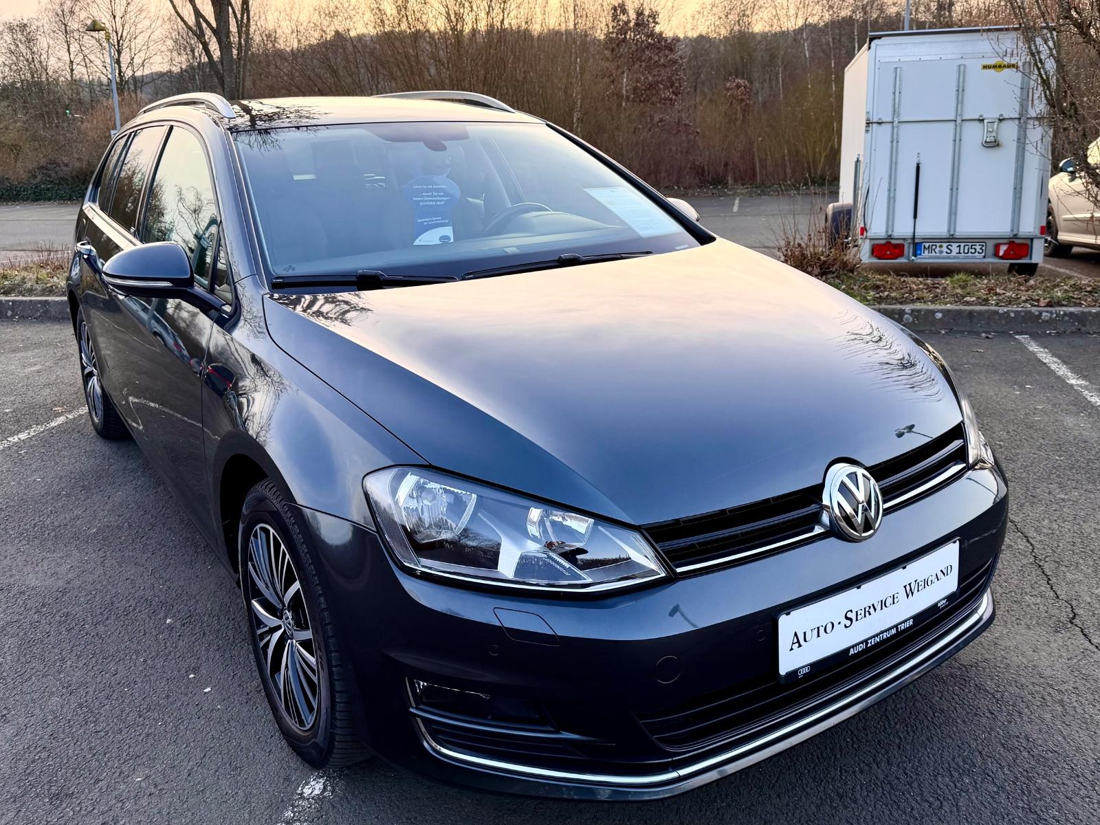 Volkswagen Golf VII Variant 2.0 Allstar Klimaautomatik Navi