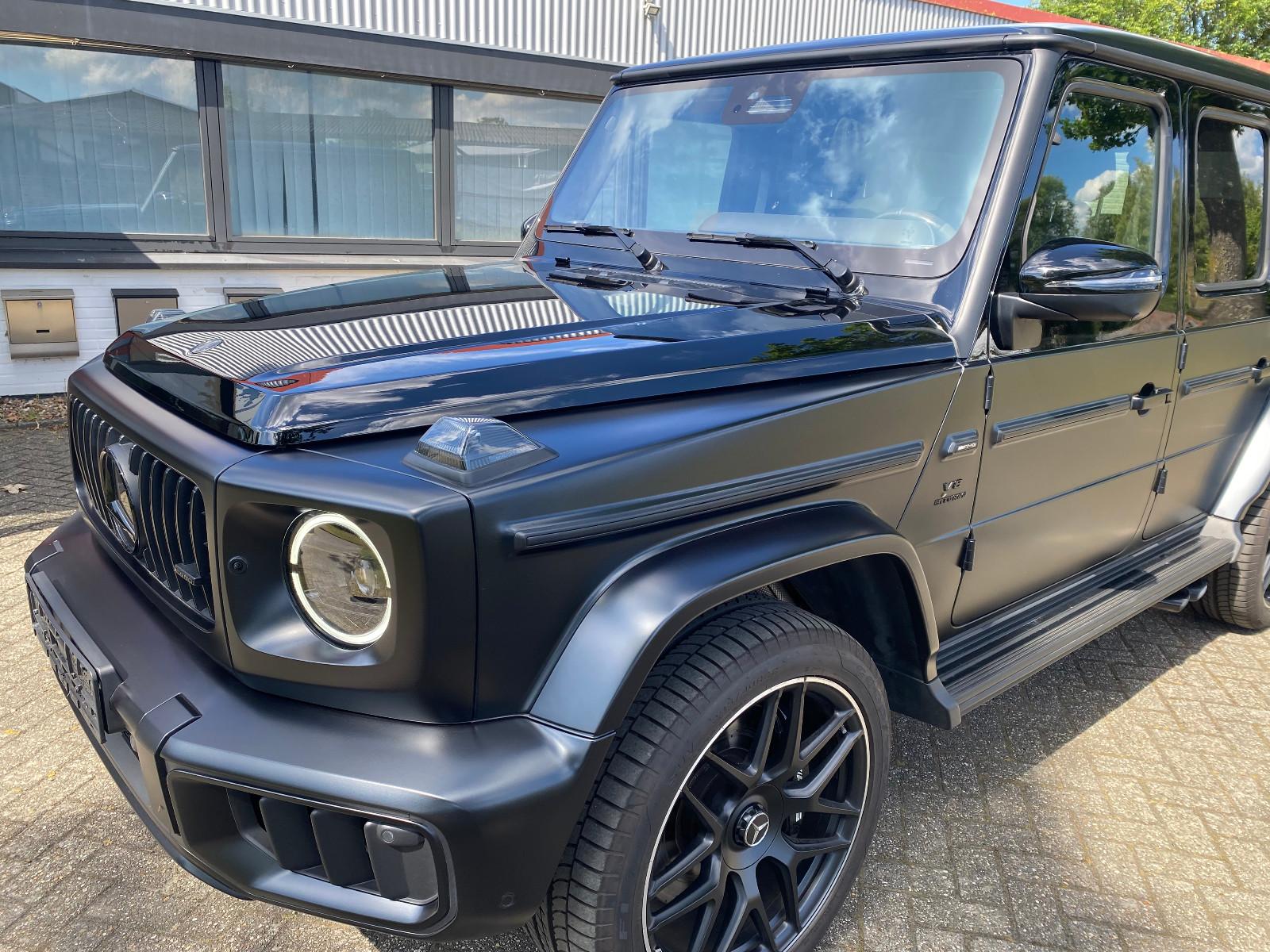 Mercedes-Benz G 63 AMG two tone paintwork orginal  A22 Carbon