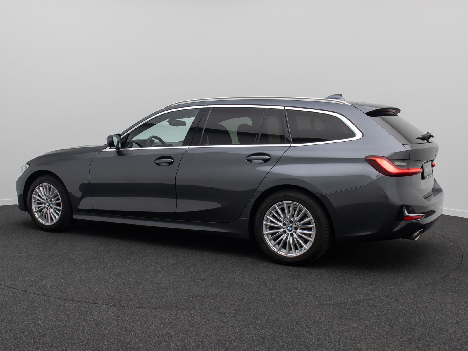 Fahrzeugabbildung BMW 320d xD Luxury Line HUD Panorama H/K Laser Voll