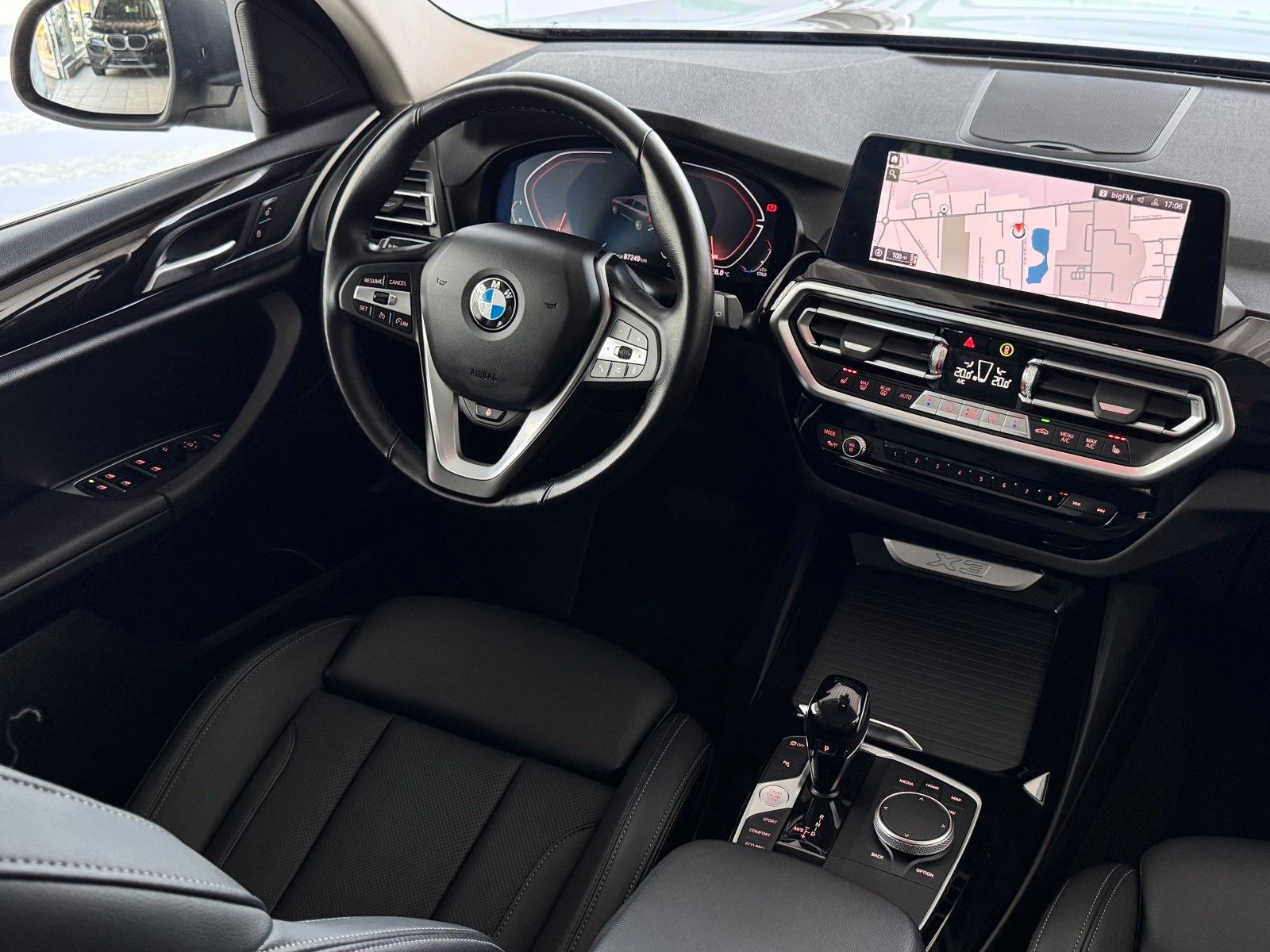 BMW X3 xD20d KAM Sportsitze HiFi StandHzg Unfallfrei foto 12