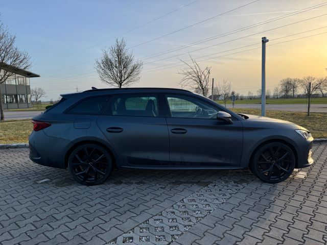 CUPRA Leon 1.4 e-HYBRID 180kW DSG Sportstourer - AHK