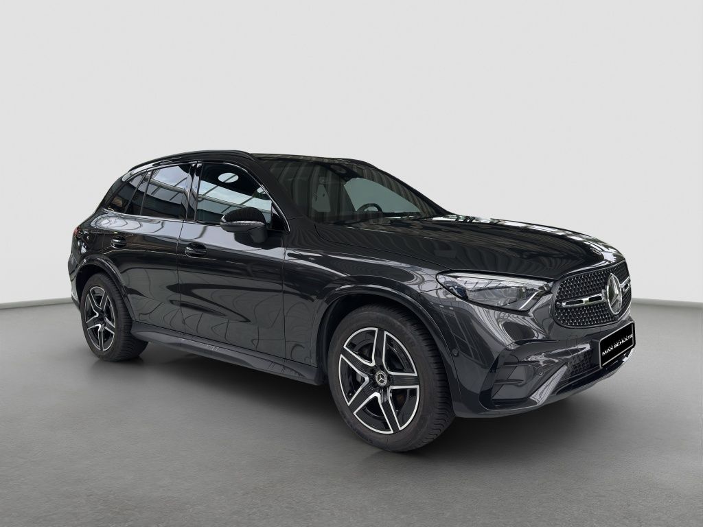 Fahrzeugabbildung Mercedes-Benz GLC 200 4MATIC AMG*Night*Nav*KeyLess*PDC*RFK*