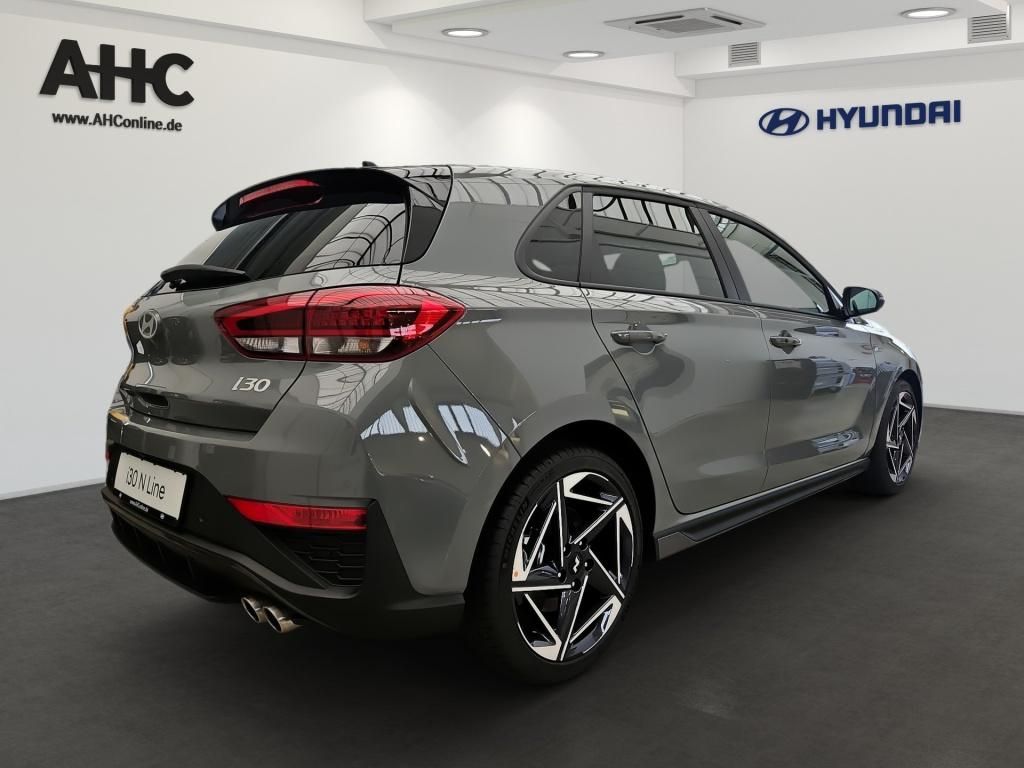 Fahrzeugabbildung Hyundai i30 1.5 T-GDI 7-DCT N-Line 2xKlima Navi LED PDC
