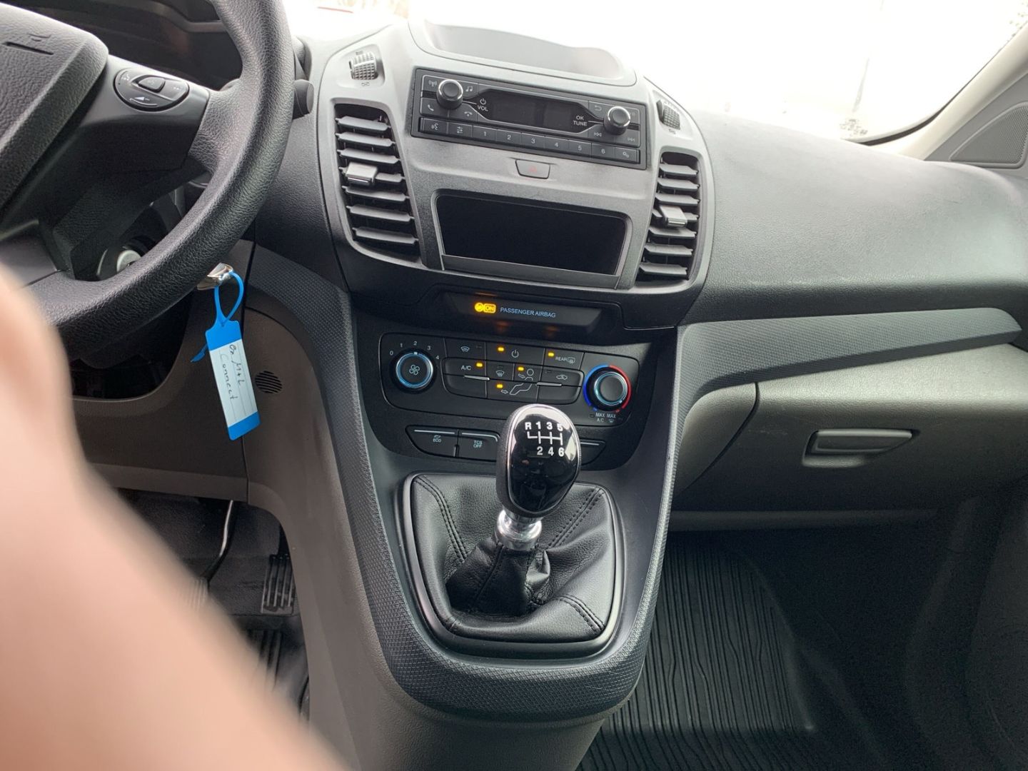 Fahrzeugabbildung Ford Transit Connect Kasten Trend netto 13.000,- EUR