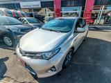 Toyota Auris Hybrid Life+