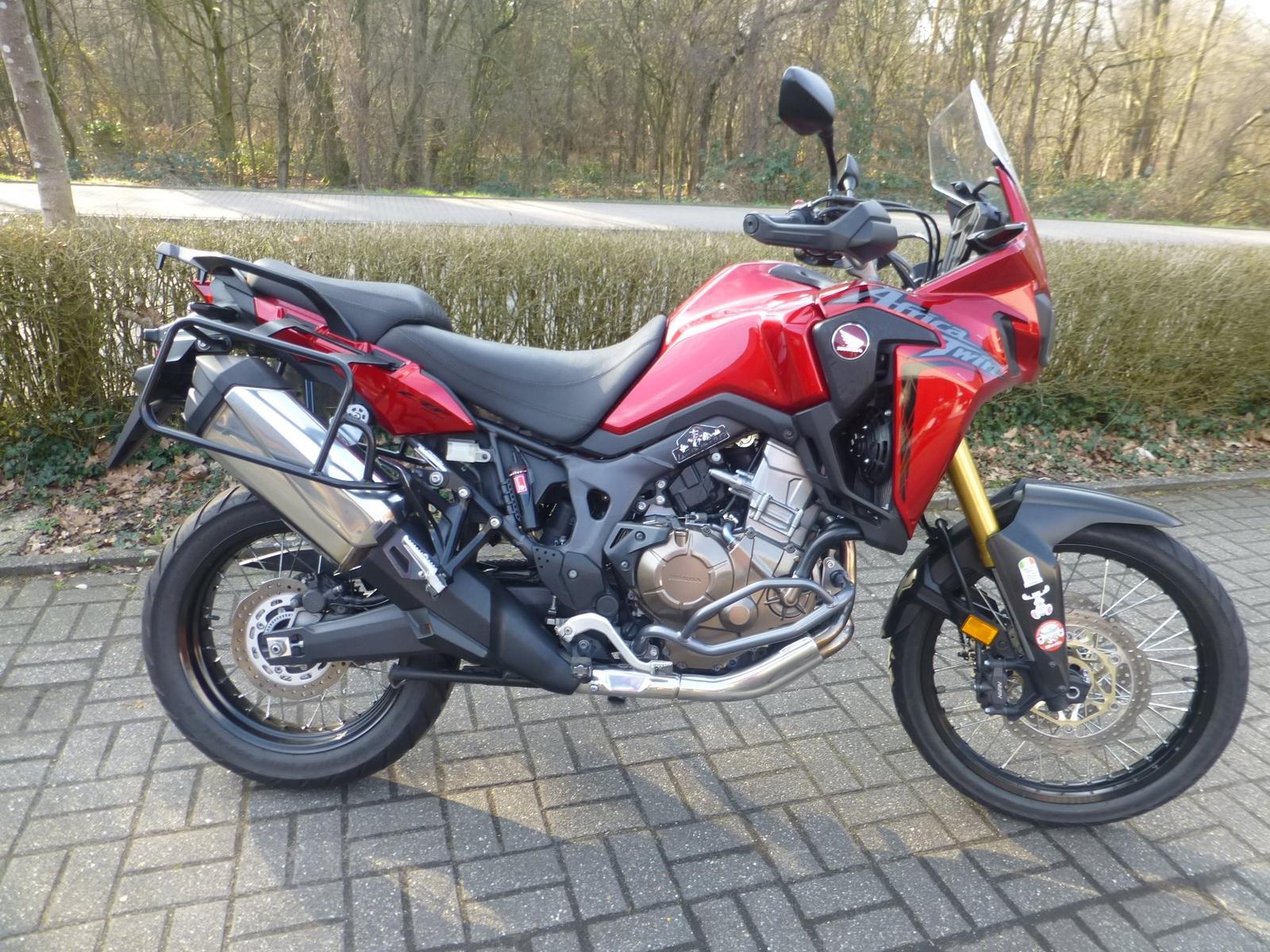 Honda CRF1000L Africa Twin Top gepflegt