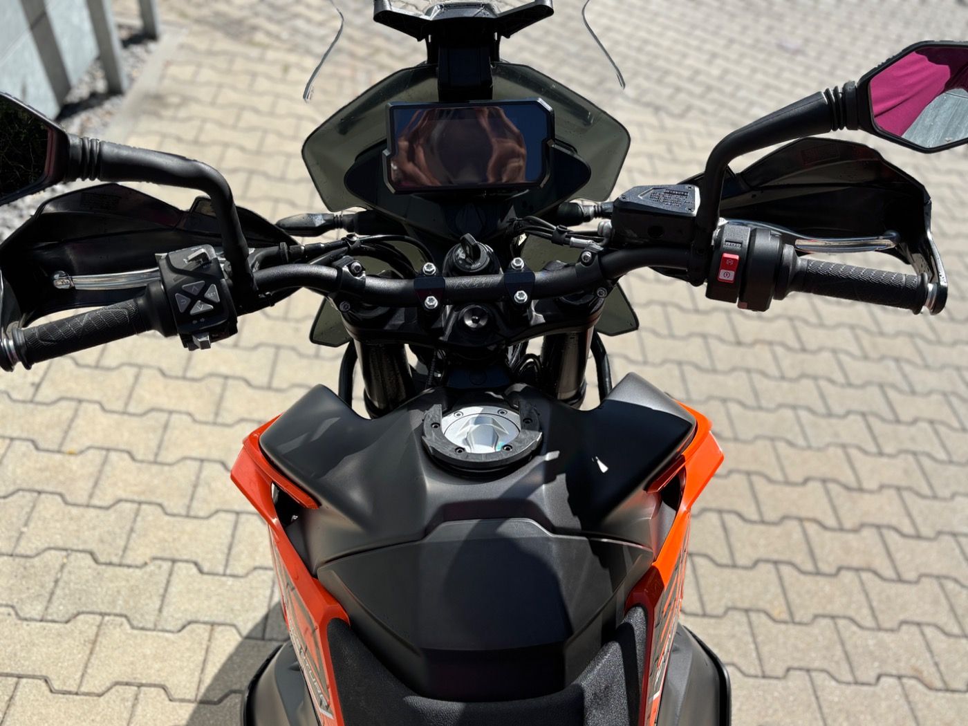 Fahrzeugabbildung KTM 890 Adventure