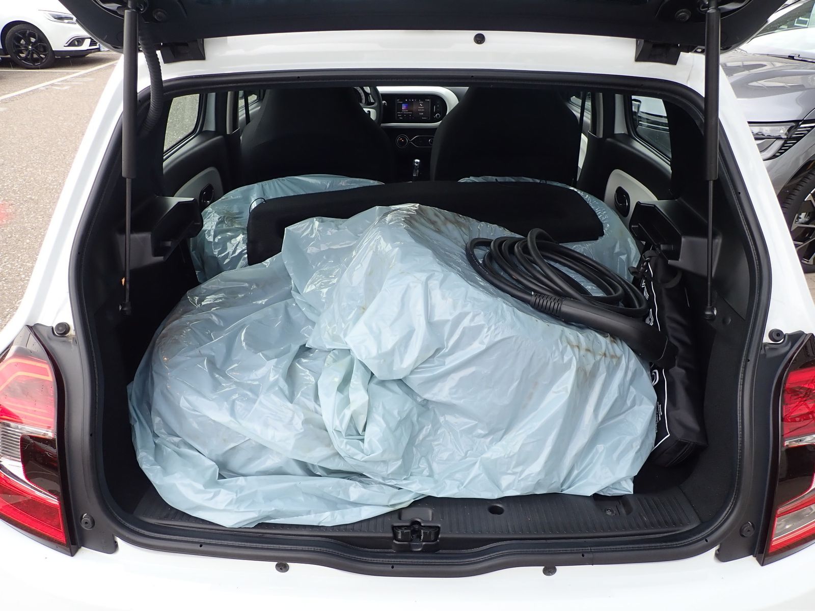 Fahrzeugabbildung Renault Twingo ELECTRIC ZEN/22KW BATT/SHZ/