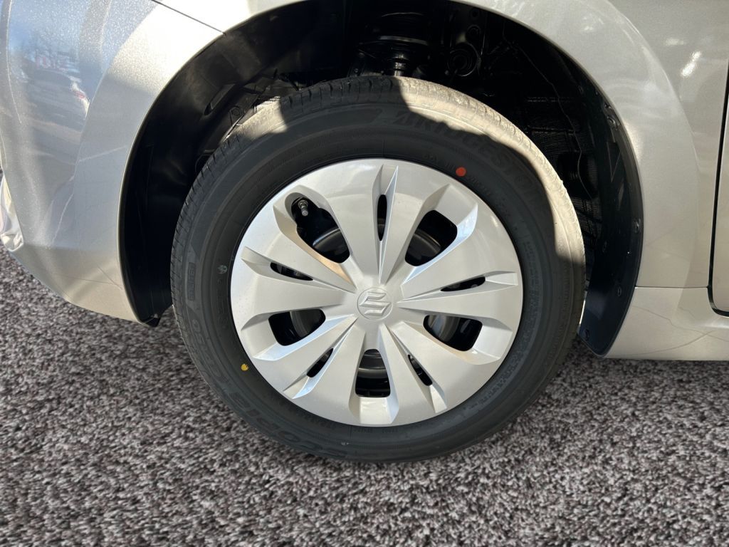 Fahrzeugabbildung Suzuki Swift 1.2 Dualjet Hybrid Allrad MT Club