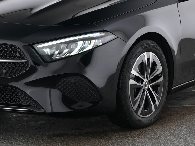 Fahrzeugabbildung Mercedes-Benz A 200 PROGRESSIVE+AHK+LHZ+VERK.ASS+CARPL+KAMERA+