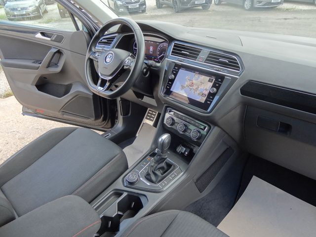 Fahrzeugabbildung Volkswagen Tiguan/R-Line/4x4/1.Hd/AHK/Navi/190PS/LED/
